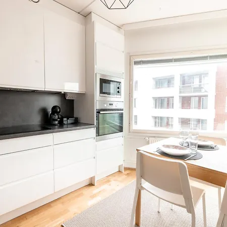 Apartment --bright & Comfy 79m2 2br With Sauna And Balcony--
